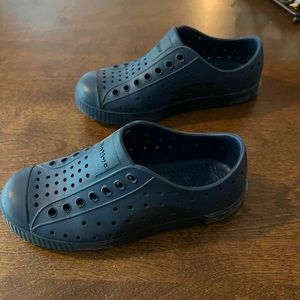 Native shoes kids size 12